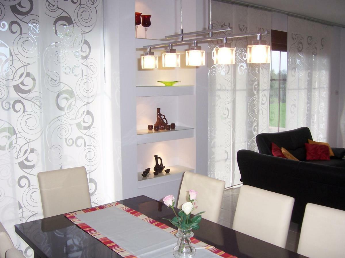 Domwigierski Pl -Jeziorki -Gr- Comfort-Ferienhaus-Polen - Wlasna Linia Brzegowa I Sauna Wysoki Most  Exteriér fotografie